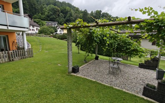 Moderne Gartenwohnung – Ruhiges und naturnahes Leben